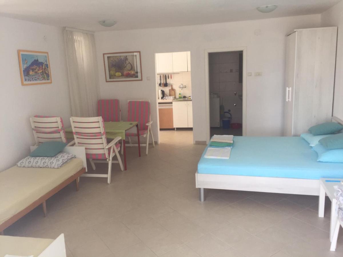 Apartment Perla - 150M From The Sea Novi Vinodolski Zewnętrze zdjęcie